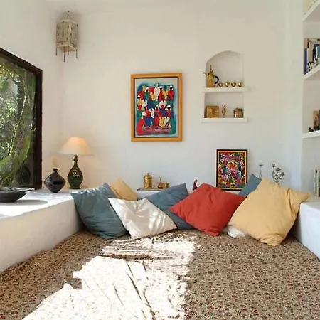 Sleeps 4 Pool Wifi וילה